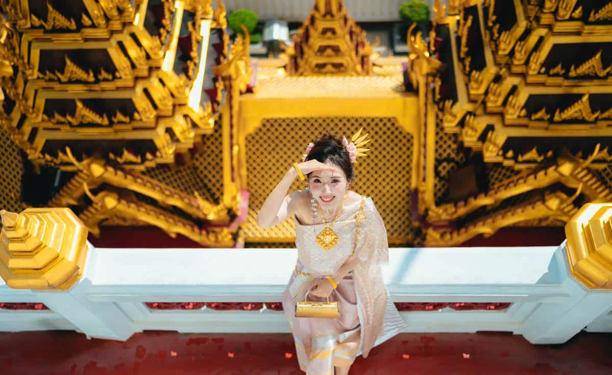 Traditional Thai costume rental