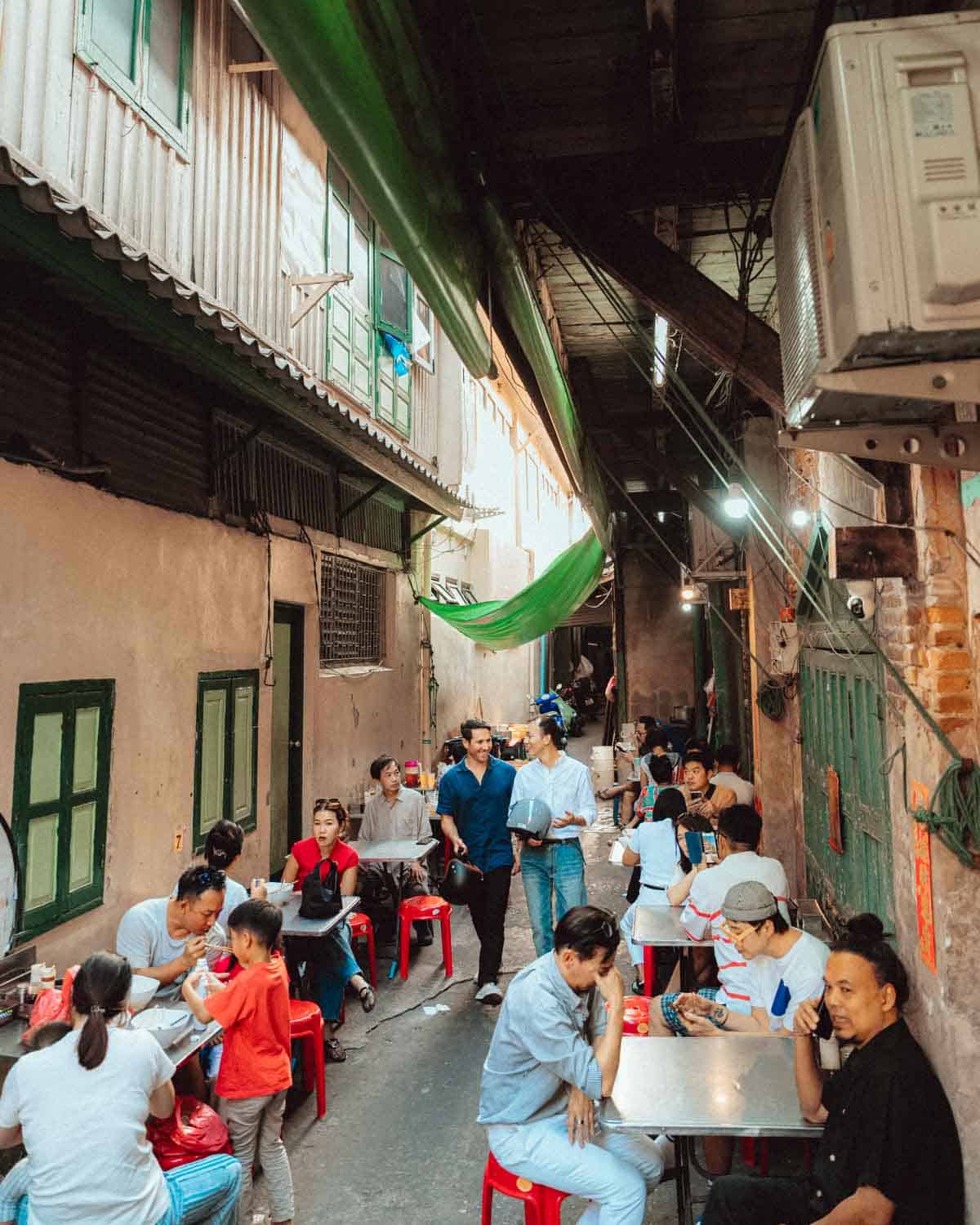 Songwat Road historic buildings