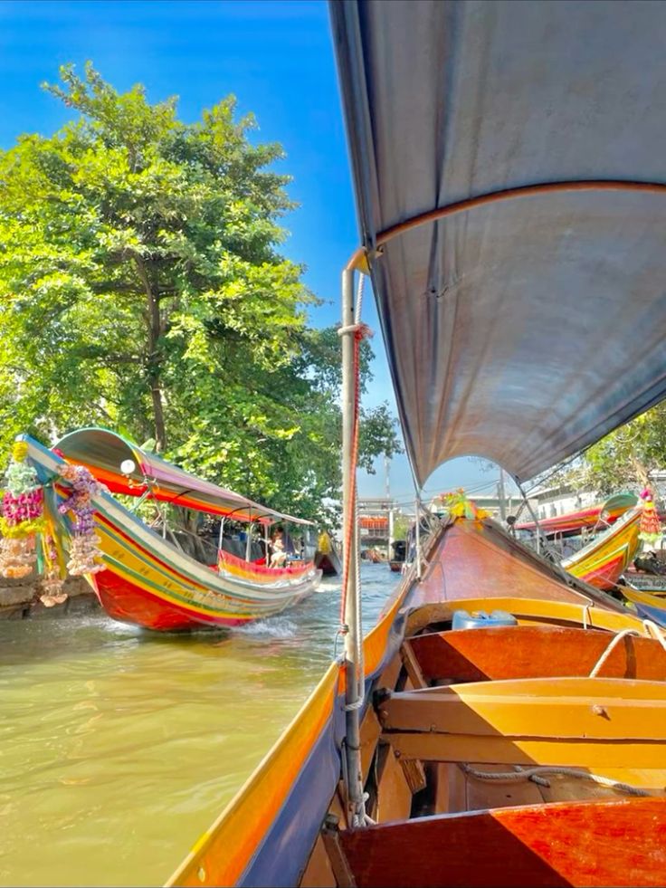 Long-tail boat on Bangkok canal