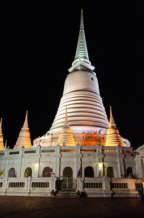 Wat Prayun and Turtle Mountain